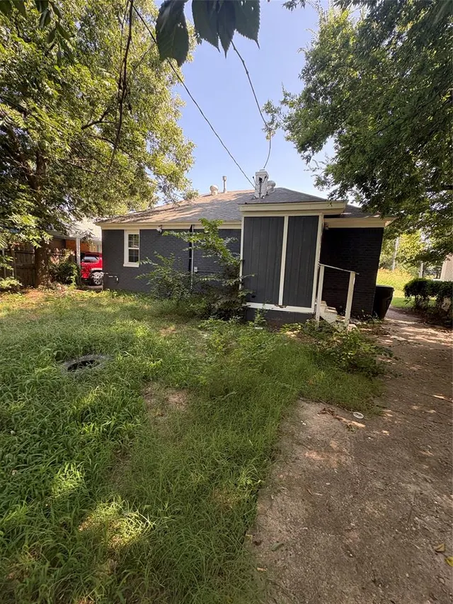 Photo 3 — 2117 NE 17th Street, Oklahoma City, OK 73111