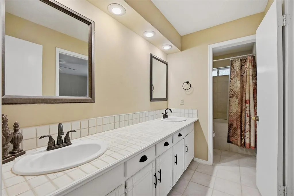 Photo 13 — 11017 Chancellor Court, Yukon, OK 73099