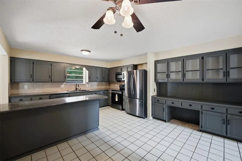 Photo 17 — 11017 Chancellor Court, Yukon, OK 73099