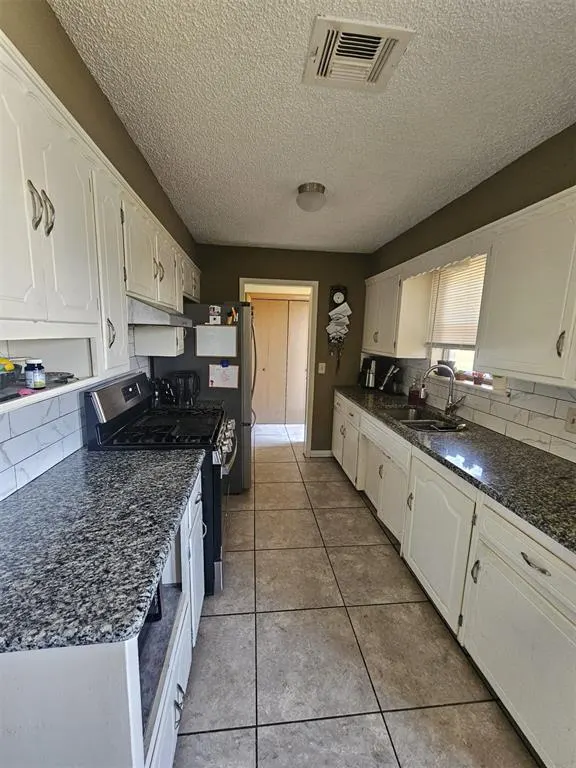 Photo 8 — 2724 SE 46th Street, Oklahoma City, OK 73129