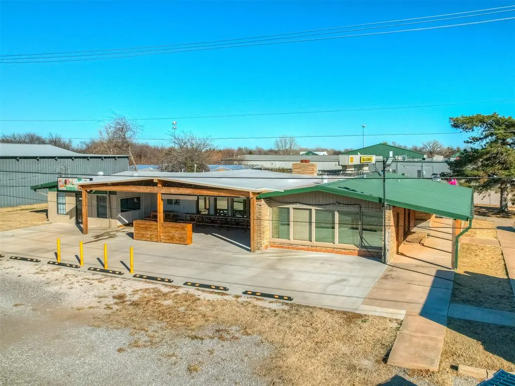 Photo 2 — 1045 SW 89th Street, Oklahoma City, OK 73139