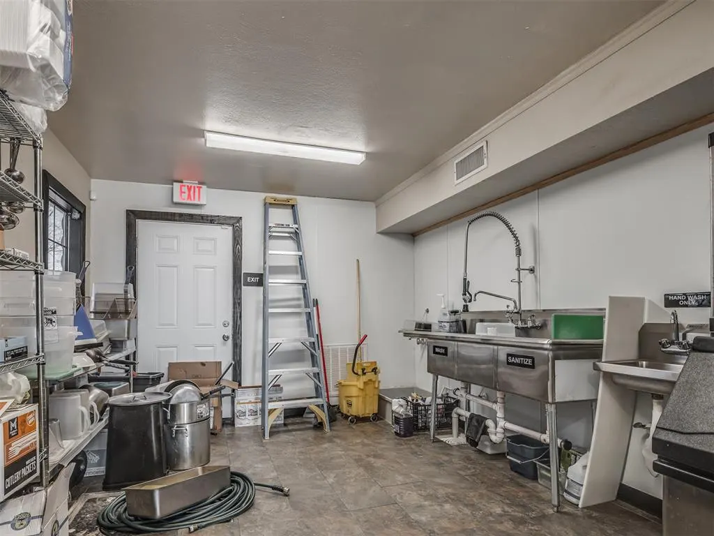Photo 33 — 1045 SW 89th Street, Oklahoma City, OK 73139