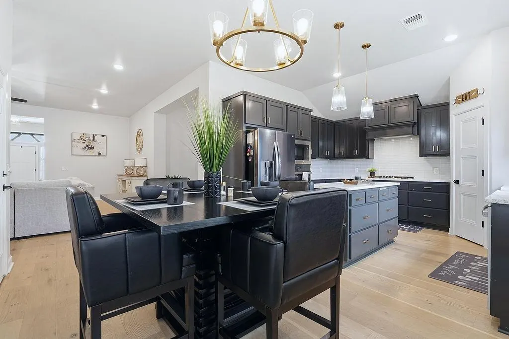 Photo 18 — 15809 Bison Drive, Oklahoma City, OK 73170
