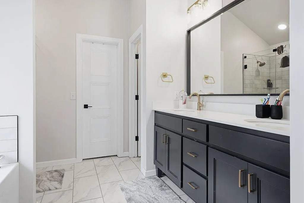 Photo 36 — 15809 Bison Drive, Oklahoma City, OK 73170