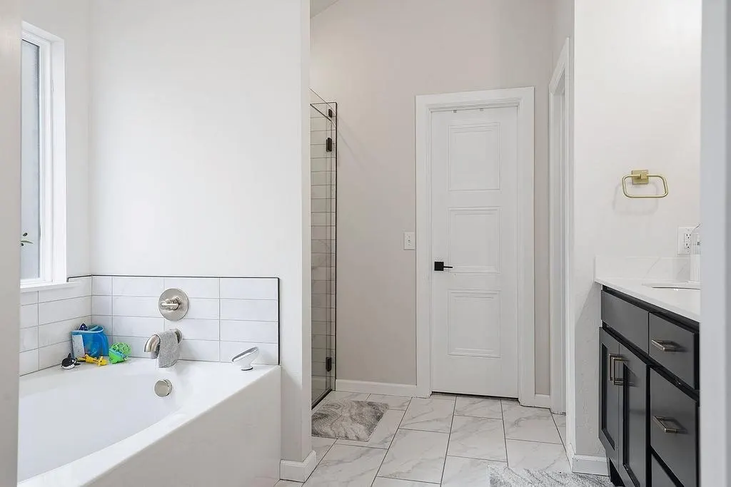 Photo 37 — 15809 Bison Drive, Oklahoma City, OK 73170