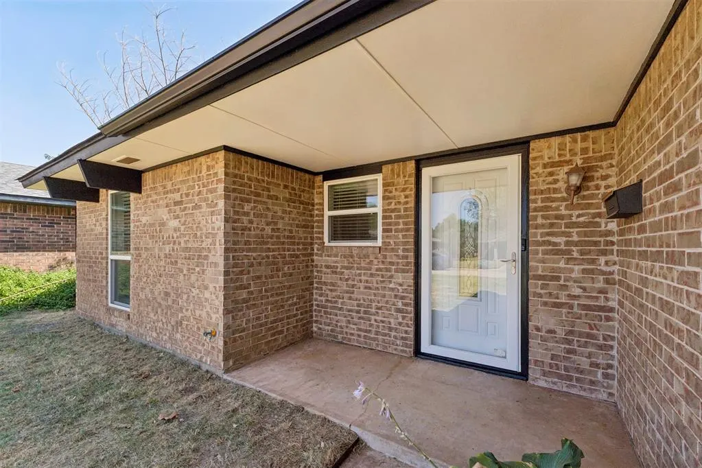 Photo 4 — 708 Willow Ridge Place, Edmond, OK 73003