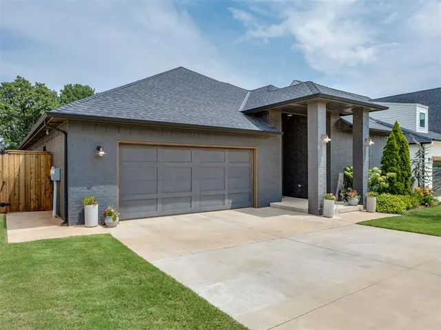 Photo 2 — 3509 Pasqual Way, Edmond, OK 73034