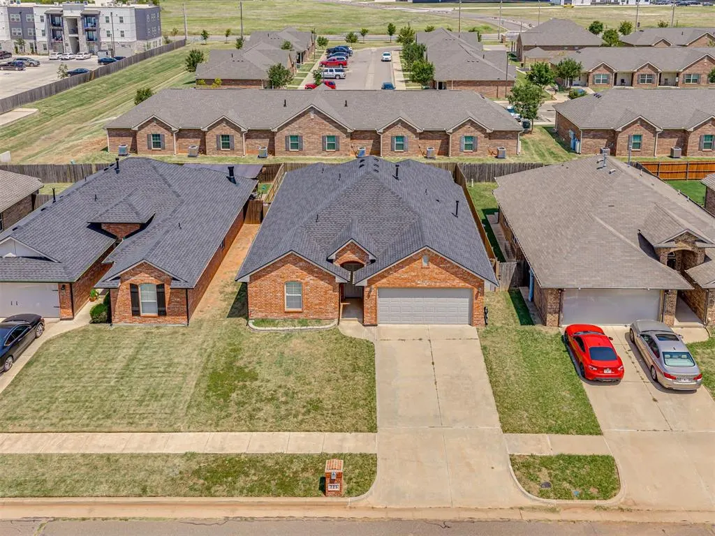 Photo 41 — 725 NW 121st Terrace, Oklahoma City, OK 73114