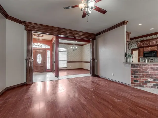 Photo 4 — 2373 Elm Tree Lane, Blanchard, OK 73010