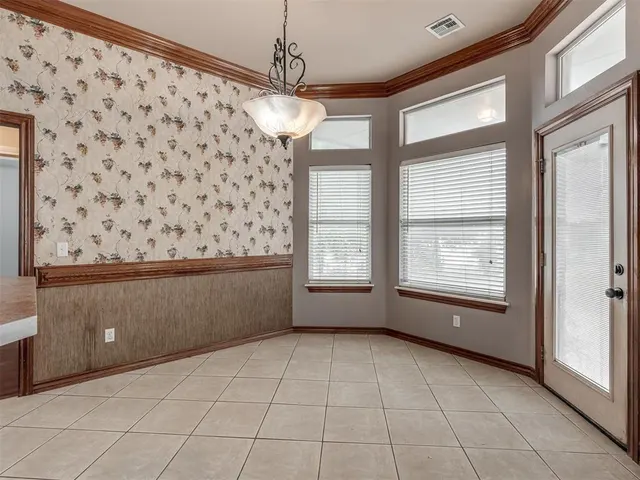 Photo 8 — 2373 Elm Tree Lane, Blanchard, OK 73010