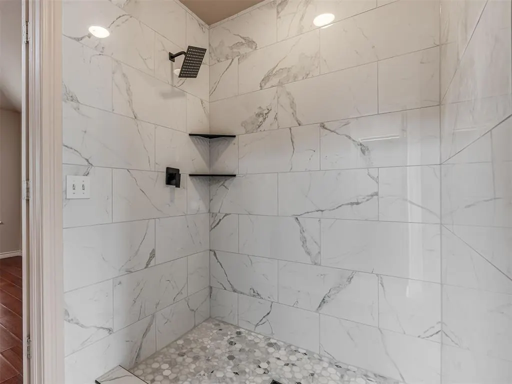 Photo 13 — 2373 Elm Tree Lane, Blanchard, OK 73010