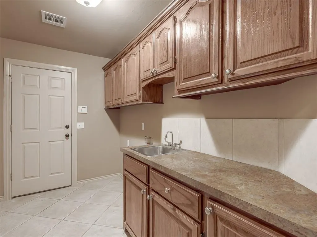 Photo 25 — 2373 Elm Tree Lane, Blanchard, OK 73010