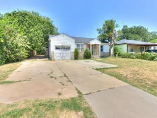 Sold home at 1841 SW 18th Street