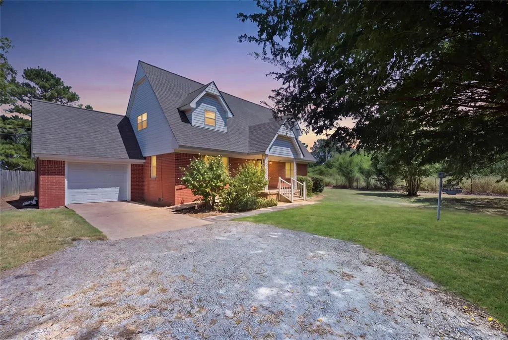 Front exterior — 22683 US Highway 77, Pauls Valley, OK 73075