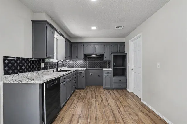 Photo 5 — 3416 Hillside Drive, Del City, OK 73115