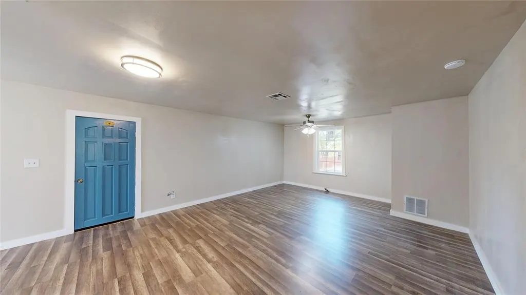 Photo 9 — 1305 NW 7th Avenue, Ardmore, OK 73401