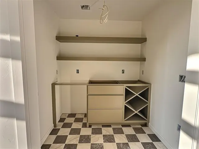 Photo 8 — 1620 N Miramar Boulevard, Oklahoma City, OK 73117