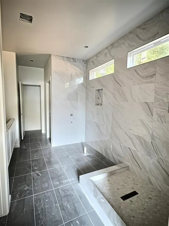 Photo 10 — 1620 N Miramar Boulevard, Oklahoma City, OK 73117