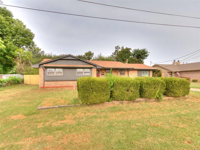 Photo 5 — 3705 N Donna Avenue, Bethany, OK 73008