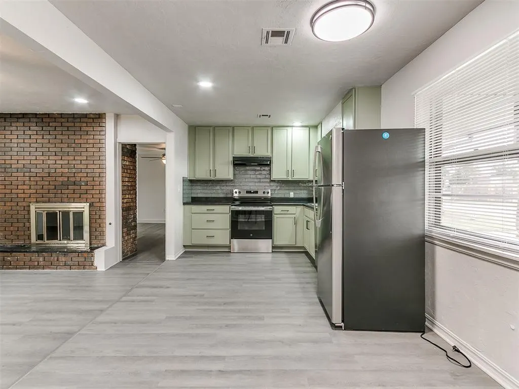 Photo 13 — 3705 N Donna Avenue, Bethany, OK 73008