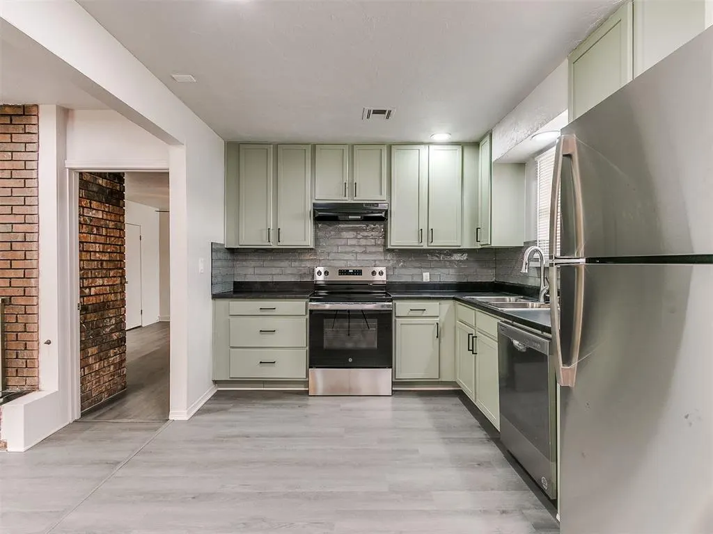 Photo 17 — 3705 N Donna Avenue, Bethany, OK 73008