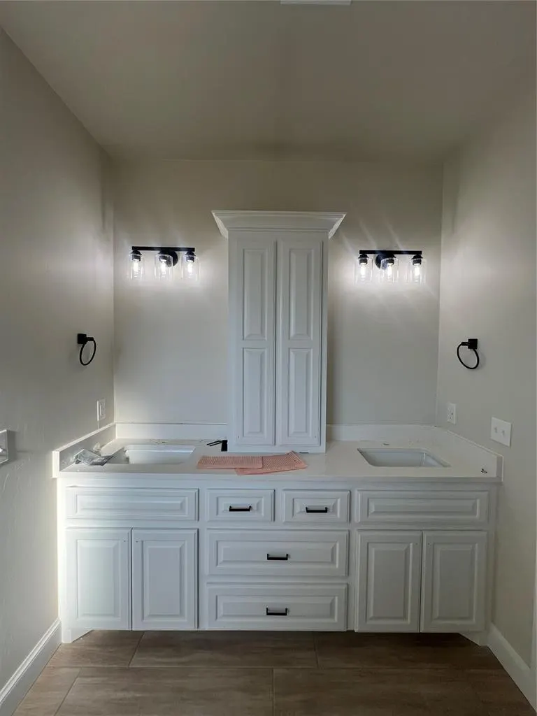Photo 10 — 505 Blue Bird Lane, Shawnee, OK 74804