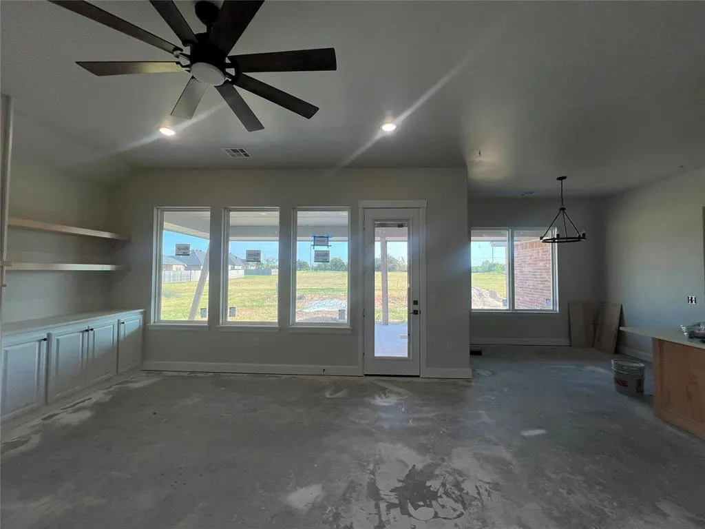Photo 11 — 505 Blue Bird Lane, Shawnee, OK 74804