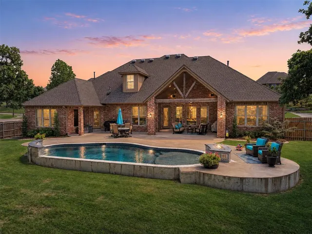 Photo 2 — 1317 Autumn Creek Drive, Edmond, OK 73003