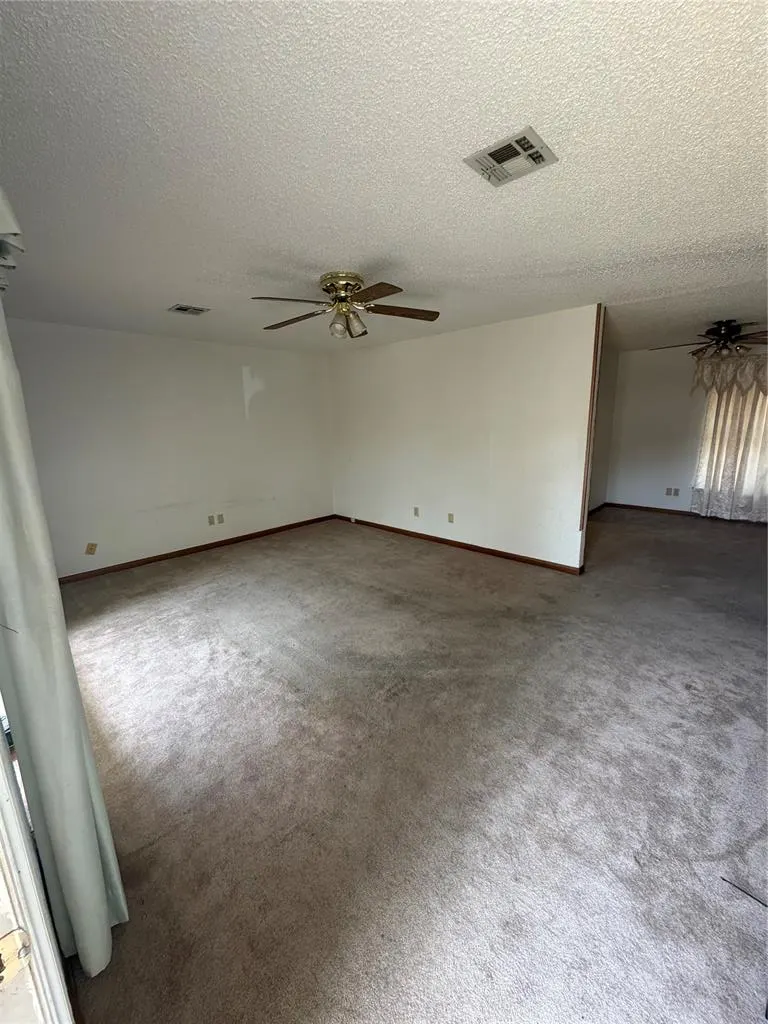 Photo 4 — 1351 Regent Street, Norman, OK 73069