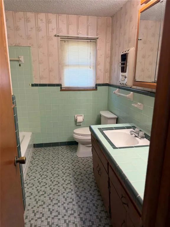 Photo 13 — 1351 Regent Street, Norman, OK 73069