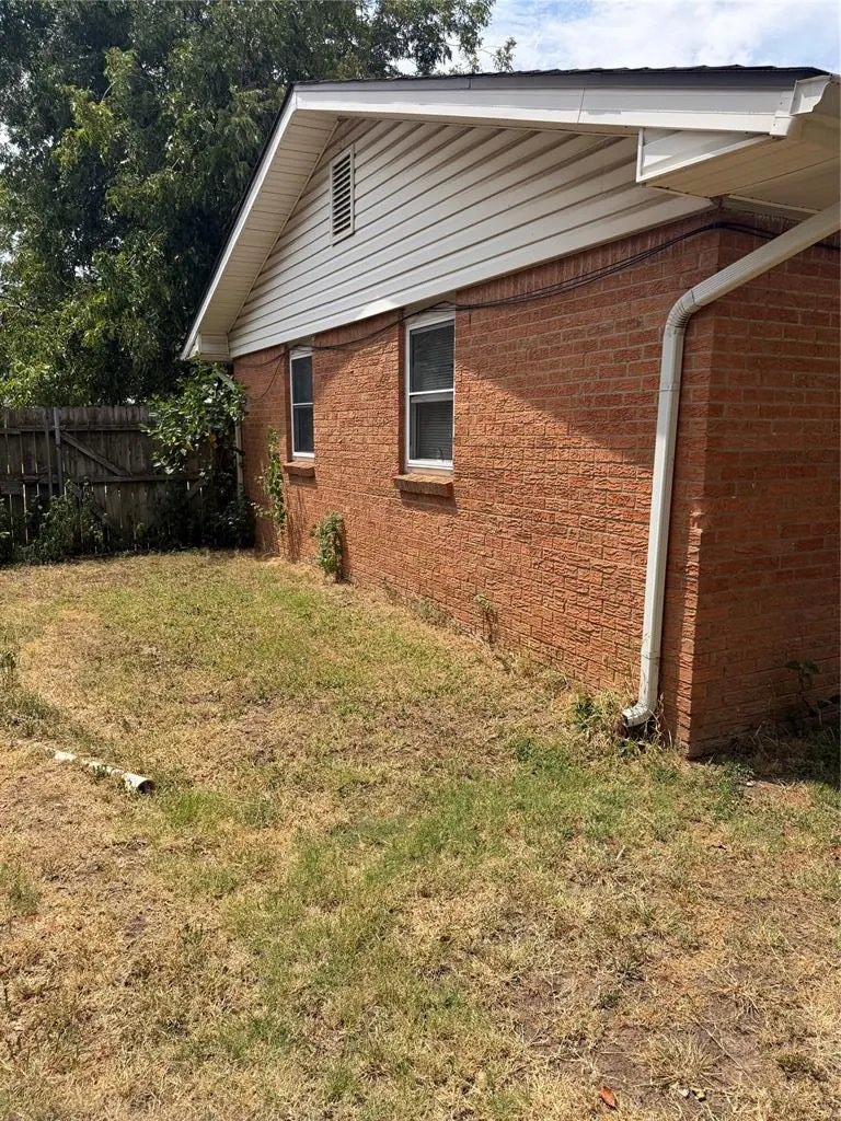Photo 18 — 1351 Regent Street, Norman, OK 73069