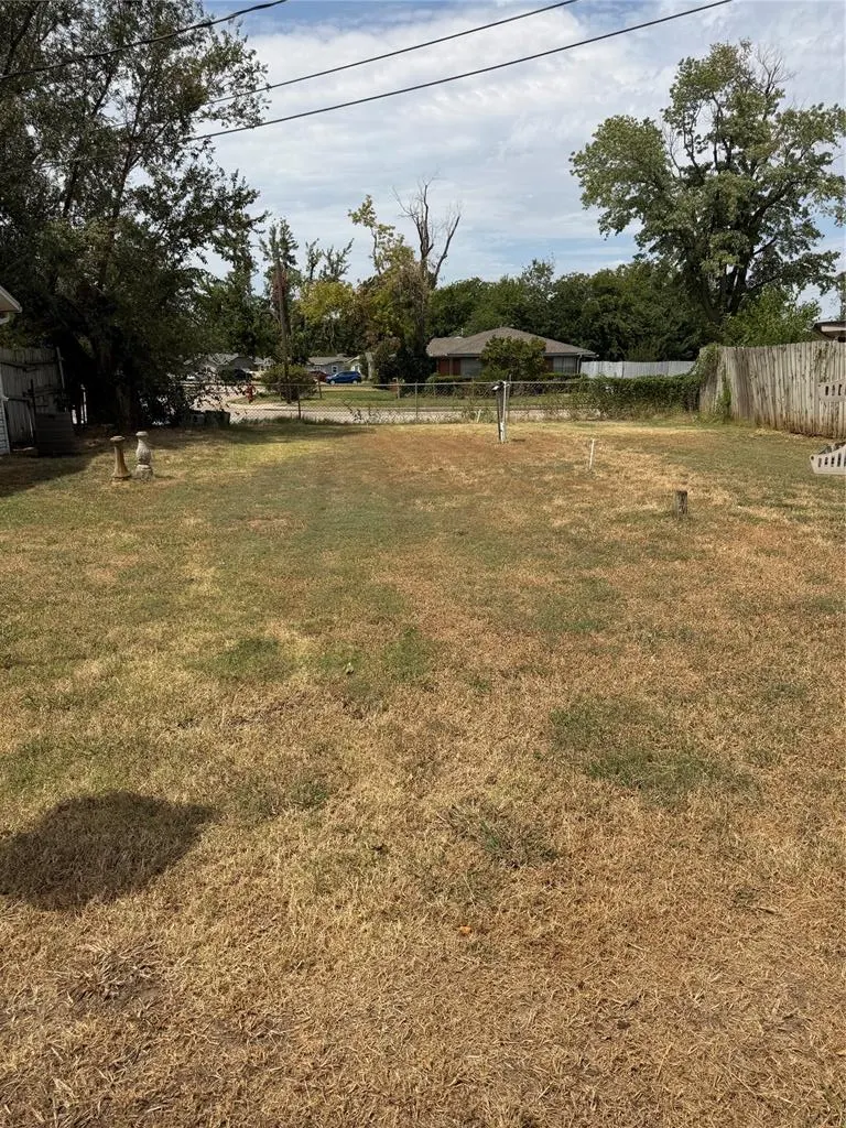 Photo 21 — 1351 Regent Street, Norman, OK 73069
