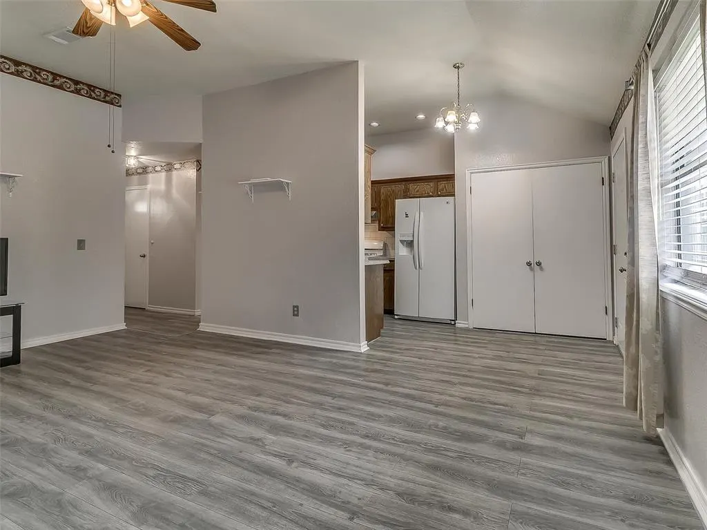 Photo 11 — 8708 E Parkridge Drive, Oklahoma City, OK 73141