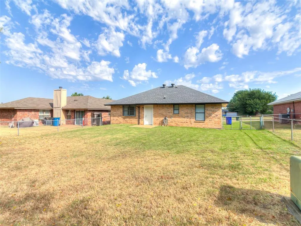 Photo 40 — 8708 E Parkridge Drive, Oklahoma City, OK 73141