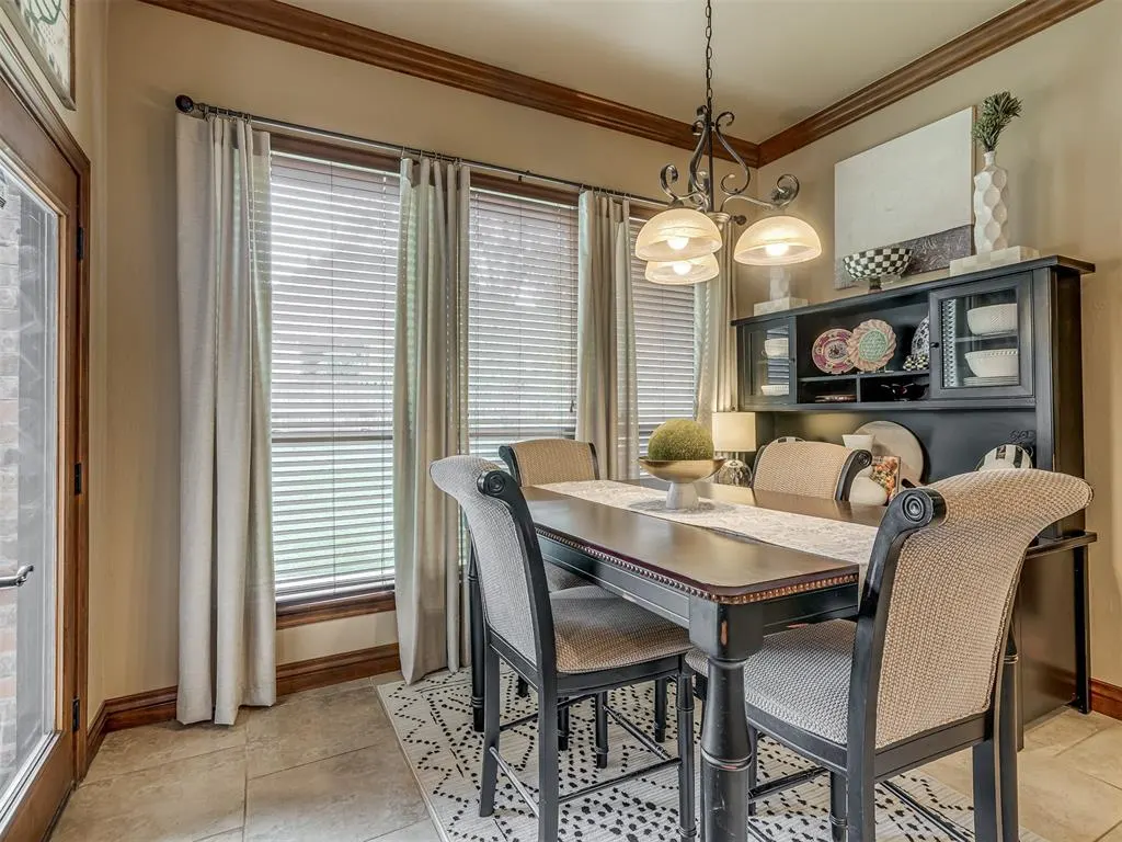 Photo 14 — 700 Newport Bridge Drive, Edmond, OK 73034