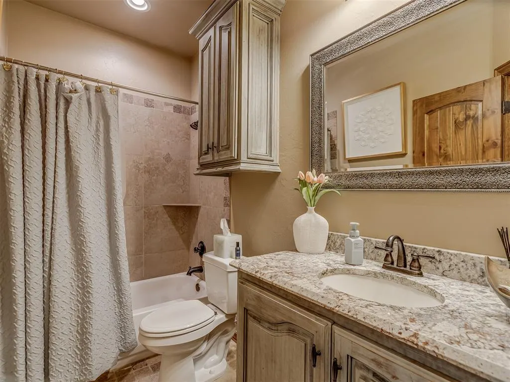 Photo 24 — 700 Newport Bridge Drive, Edmond, OK 73034