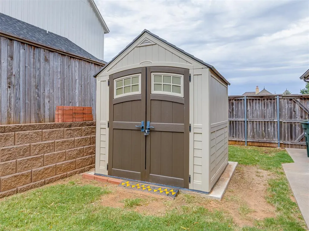 Photo 39 — 700 Newport Bridge Drive, Edmond, OK 73034