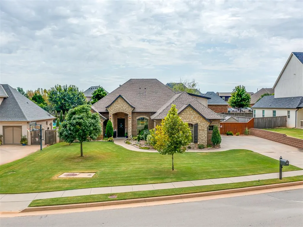 Photo 40 — 700 Newport Bridge Drive, Edmond, OK 73034