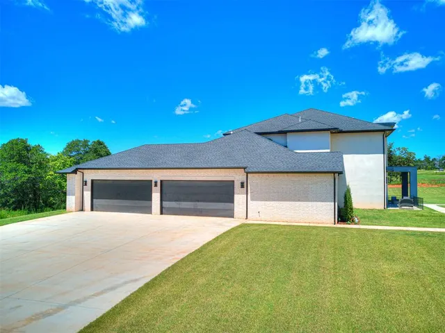 Photo 3 — 18333 Chelsea Circle, Newalla, OK 74857