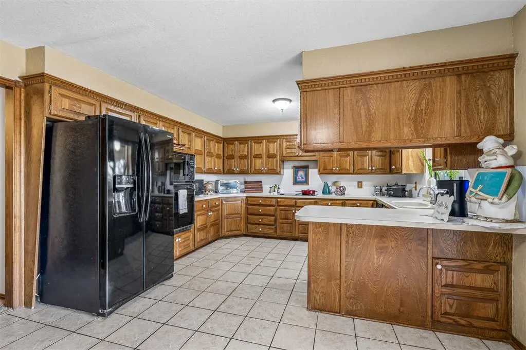 Photo 8 — 2320 SW 125th Street, Oklahoma City, OK 73170