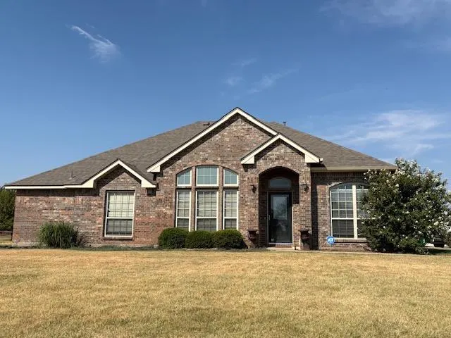 Front exterior — 20291 Antler Farms Drive, Edmond, OK 73012