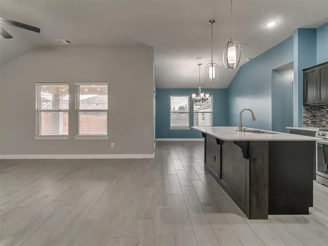 Photo 6 — 13232 SW 3rd Street, Yukon, OK 73099