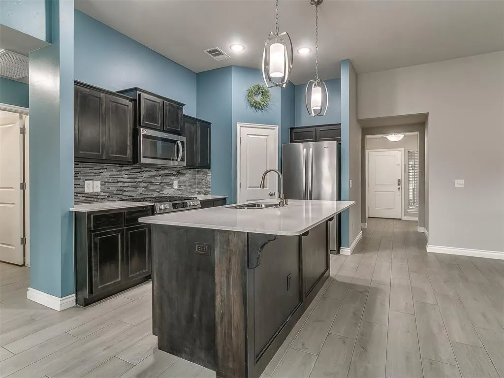 Photo 15 — 13232 SW 3rd Street, Yukon, OK 73099