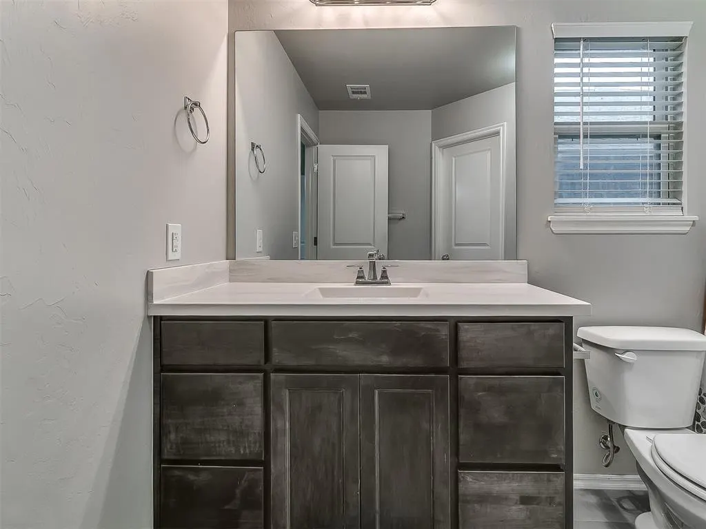 Photo 31 — 13232 SW 3rd Street, Yukon, OK 73099