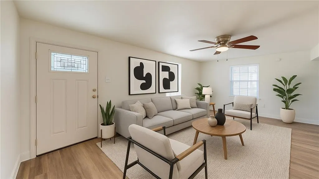Photo 2 — 1100 Isabel Street, Ardmore, OK 73401