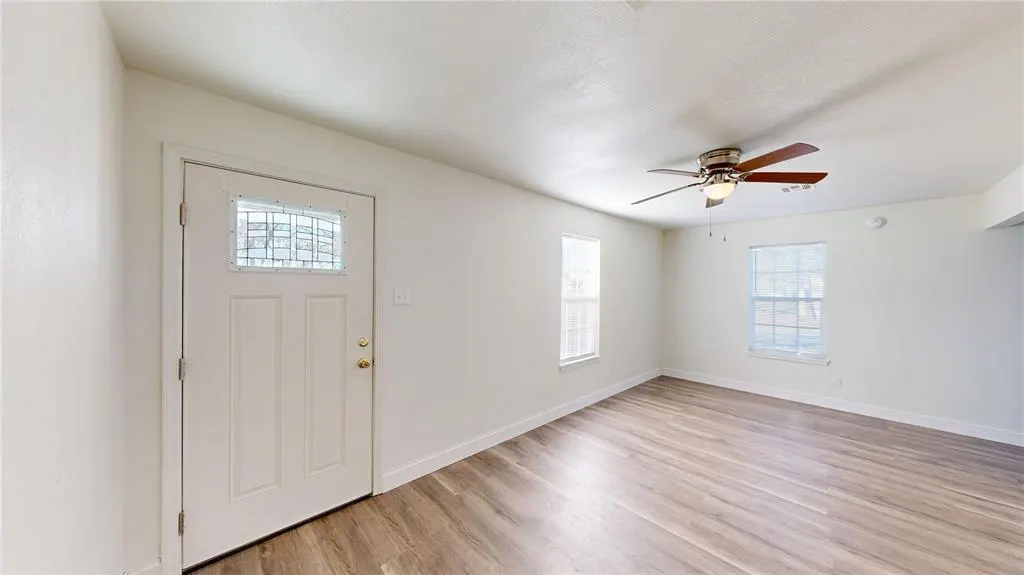 Photo 8 — 1100 Isabel Street, Ardmore, OK 73401