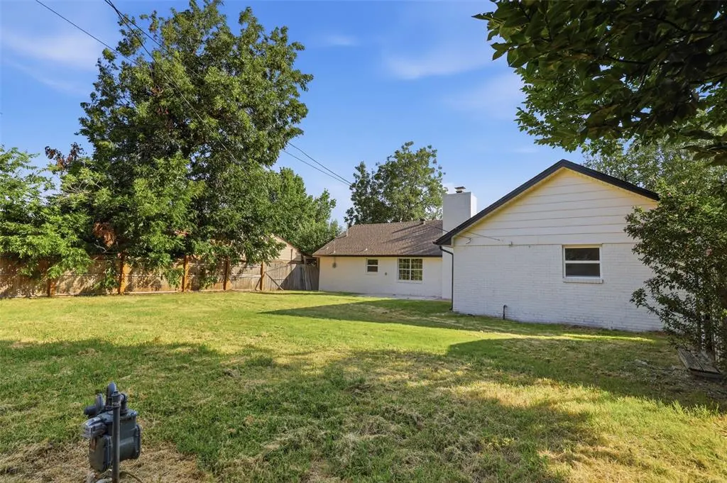 Photo 35 — 2704 NW 110th Street, Oklahoma City, OK 73120