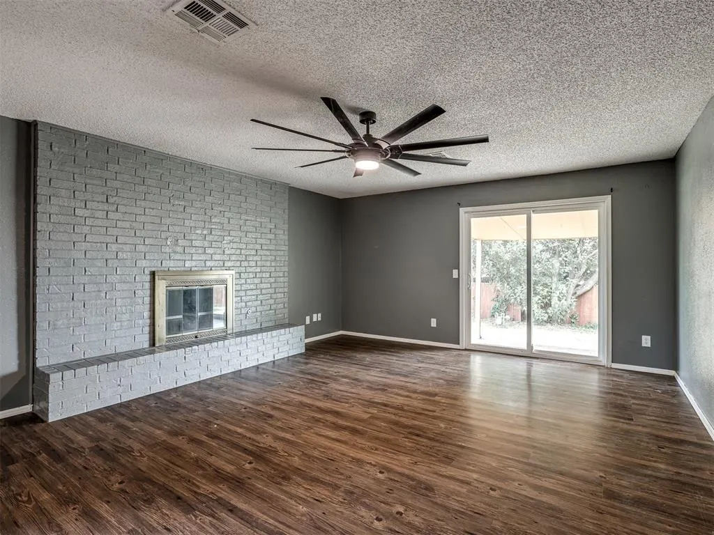 Photo 3 — 3805 Oak Valley Road, Oklahoma City, OK 73135