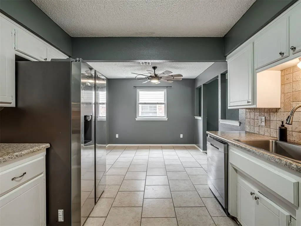Photo 13 — 3805 Oak Valley Road, Oklahoma City, OK 73135