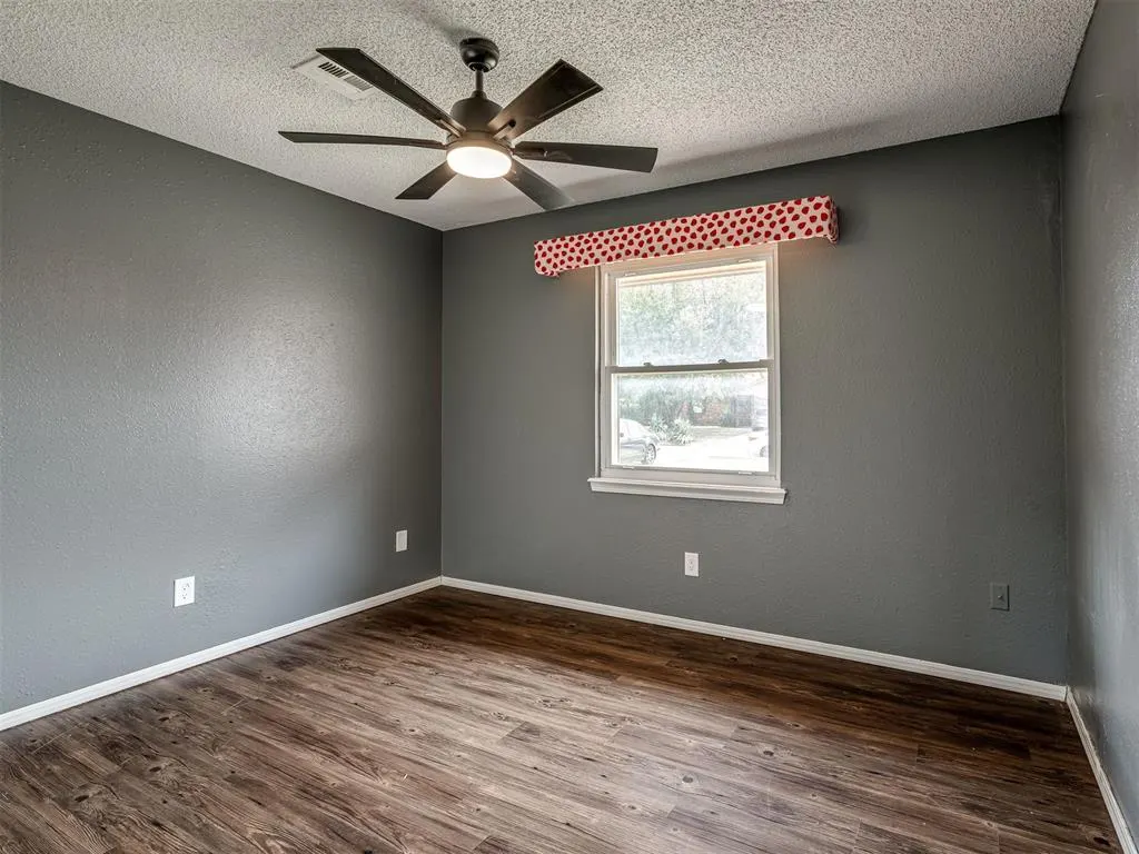 Photo 22 — 3805 Oak Valley Road, Oklahoma City, OK 73135